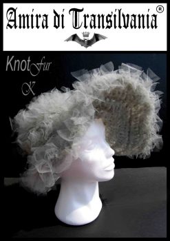 Cappello turchese in tulle brand KnotFur