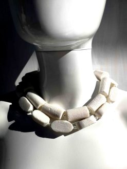 Collier bianco di zucchero