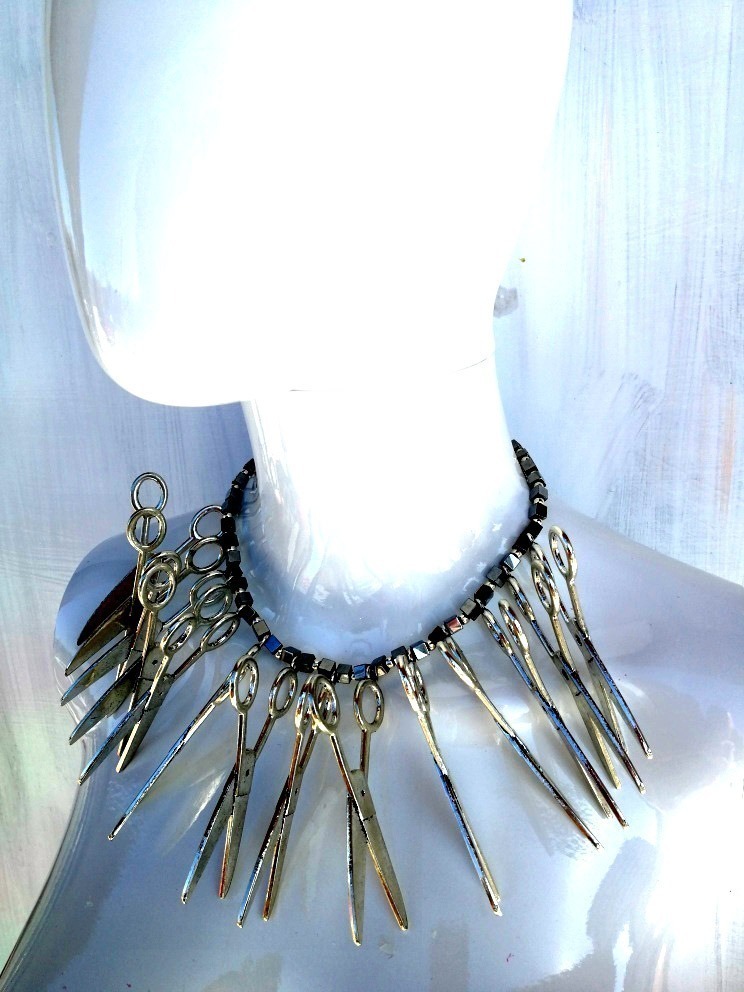 Collier di forbici