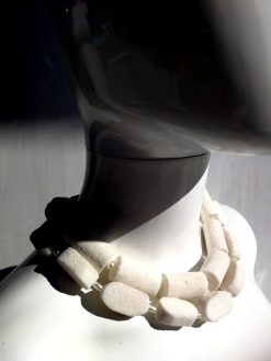 Collier bianco di zucchero
