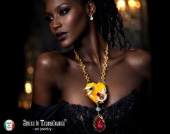 Queen Bee Necklace Luxury Statement Gold Bumble Honey Insect Pendant Sculptural Jewelry Gemstone Charm