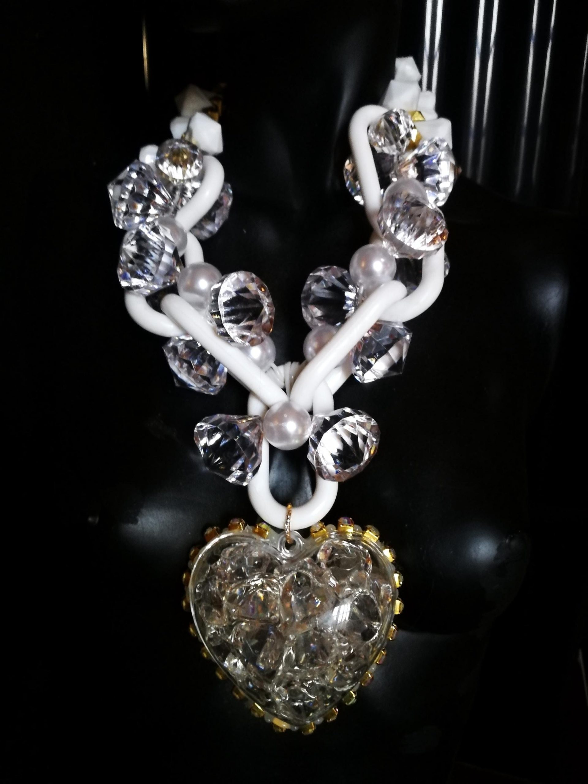 Futuristic Jewelry, Avant-garde Street Style Jewel, Big Bold Chunky Necklaces Heart & Chain Design Pendant