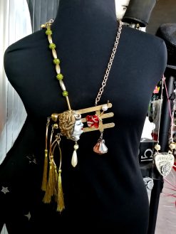 Belle Epoque Jewelry, Statement Doll Head Sculpture Pendant Charleston, Golden Age Liberty Flower Charm