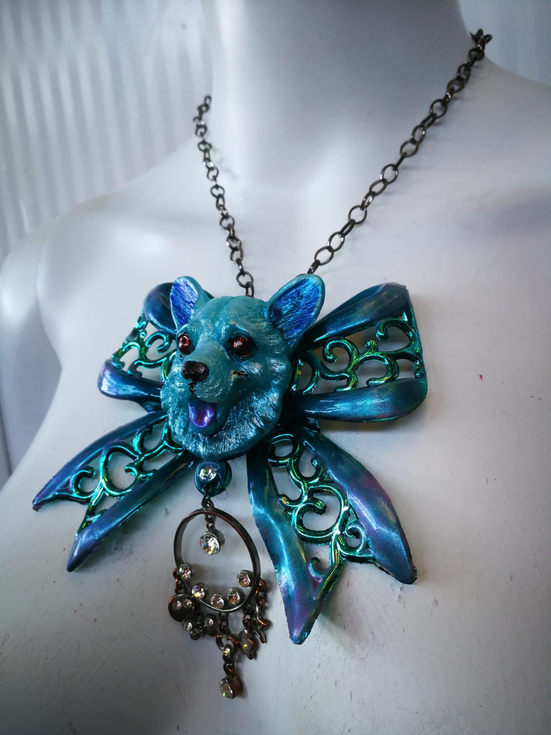 Designer Jewelry, Statement Necklace Nordic Animal Polar Bear, Extravagant Pendant Teddy Bear Flake Charm