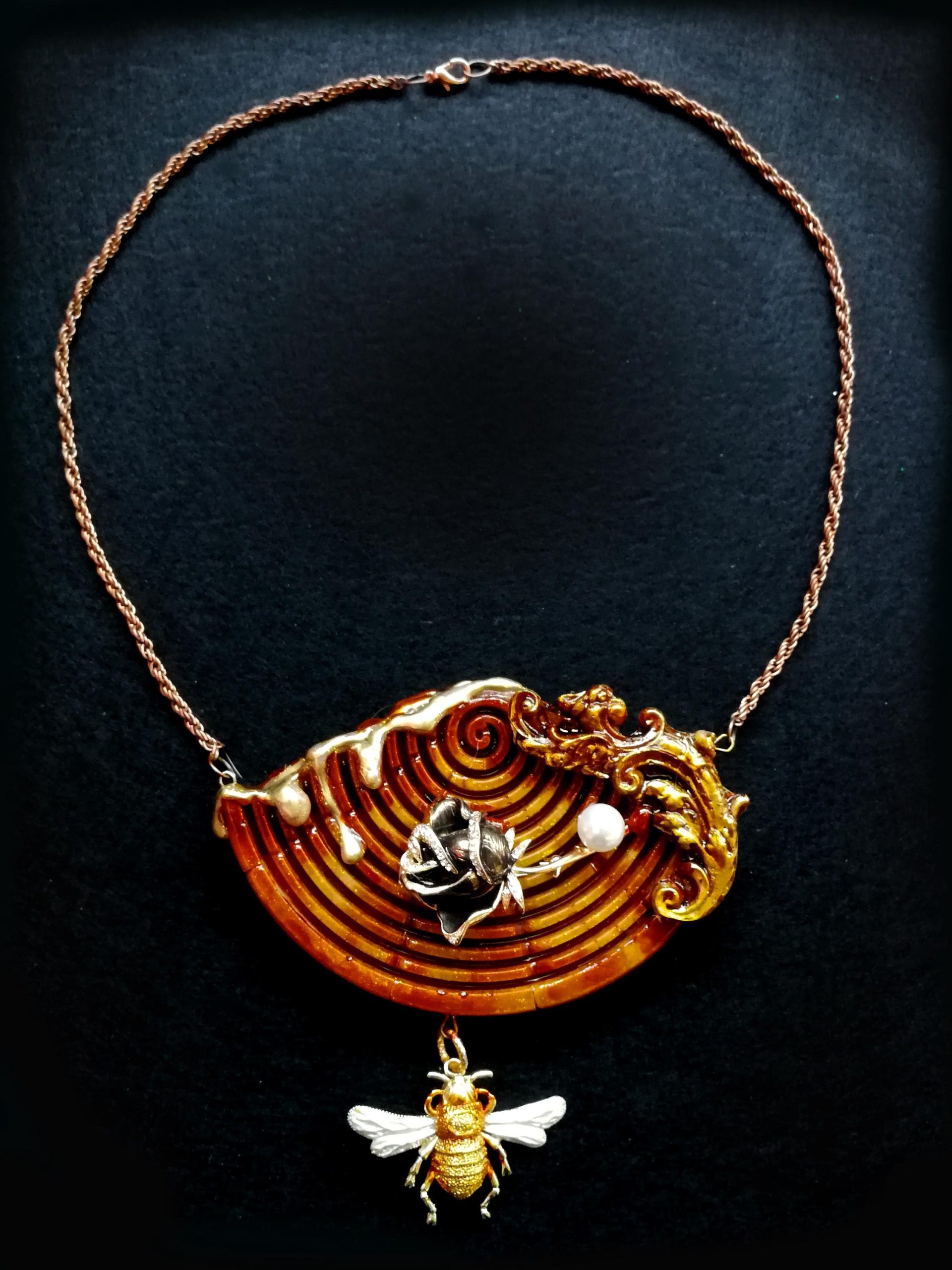 Queen Bee Necklace, Luxury Jewelry Baroque Flower, Gold Bumble Honey Nest Pendant Insect Charm