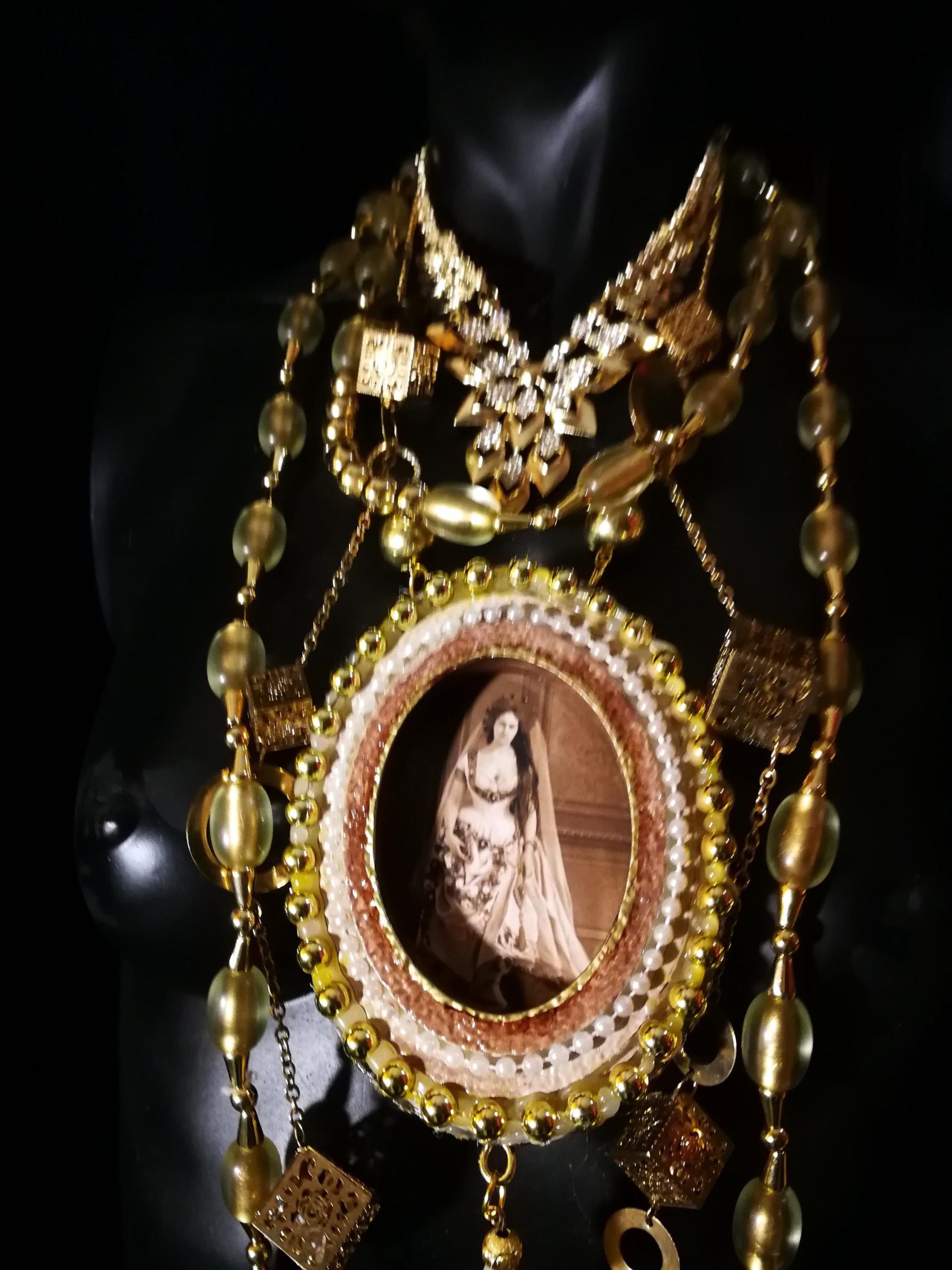 Layered Necklace, Countess of Castiglione Vintage Photo Lariat Pendant, Statement Jewelry Antique Historical Baroque
