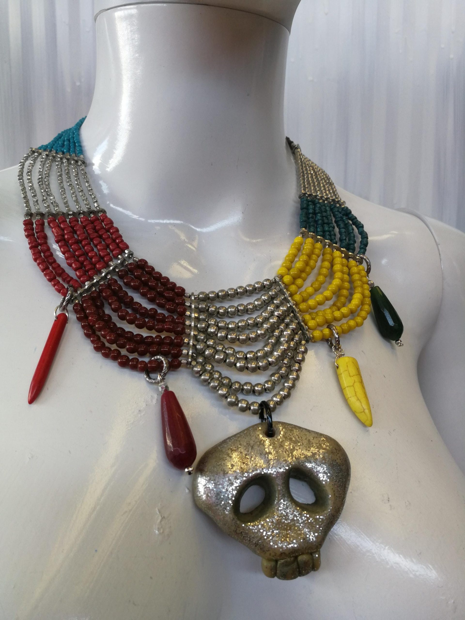 Mexican Jewelry, Ethnic Glamour Necklace, Whimsical Skull Pendant, Luxury Boho Charm Tribal Horn Gemstone