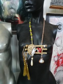 Belle Epoque Jewelry, Statement Doll Head Sculpture Pendant Charleston, Golden Age Liberty Flower Charm