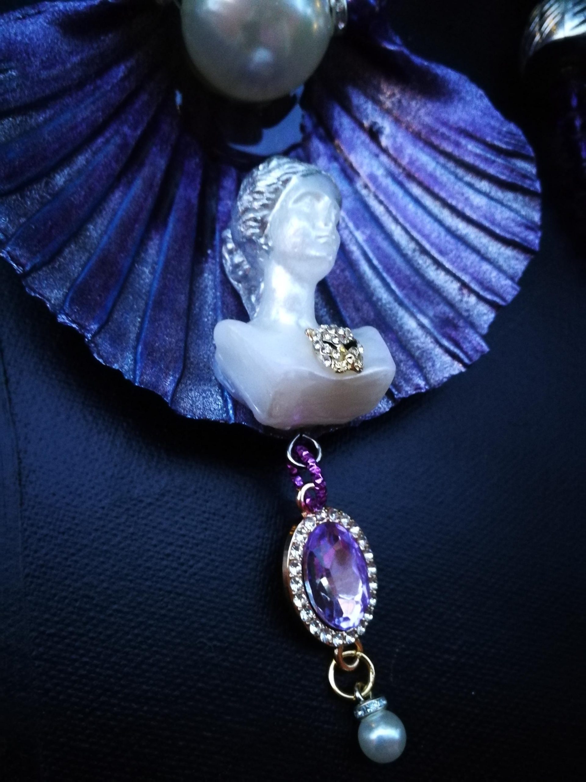 Shell Pendant Amethyst Statement Rhinestone Ball Accents Big Bold Chunky Necklaces Design Beaded Jewelry