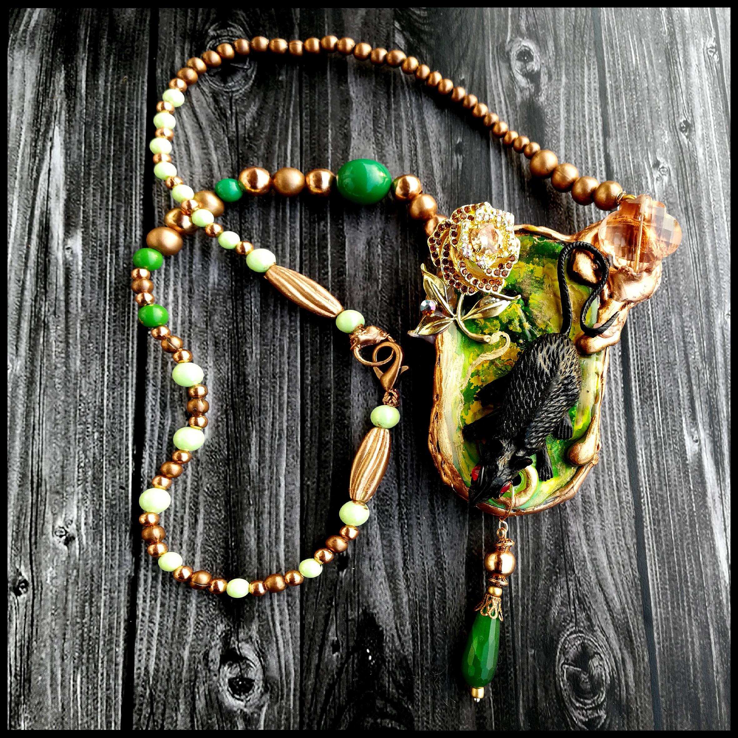 Statement Necklace, Animal Nature Pendant Collar, Liberty Jewelry Collier Copper Crystal, Mouse Pearl Gemtones