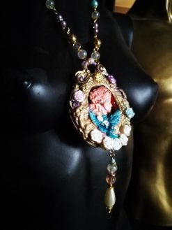 Cameo Silhouette, Marie Antoniette Queen Rococo Pendant, Luxury Medallion Baroque Jewelry, Romantic French Pearls