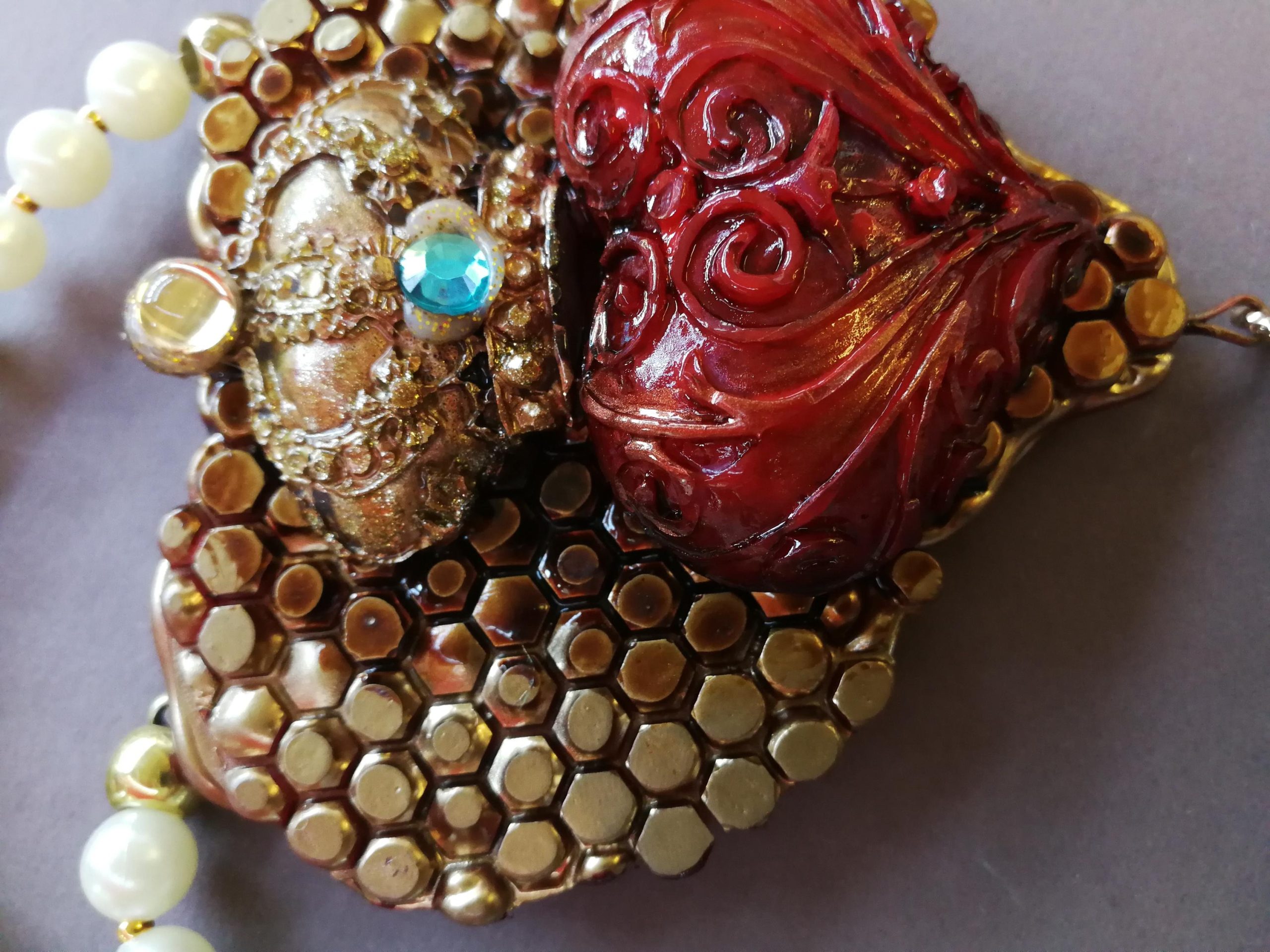 Luxury Necklace, Bee Nest Bumble Honey Pendant, Broken Heart Jewelry Charm Pearl Royal Crown