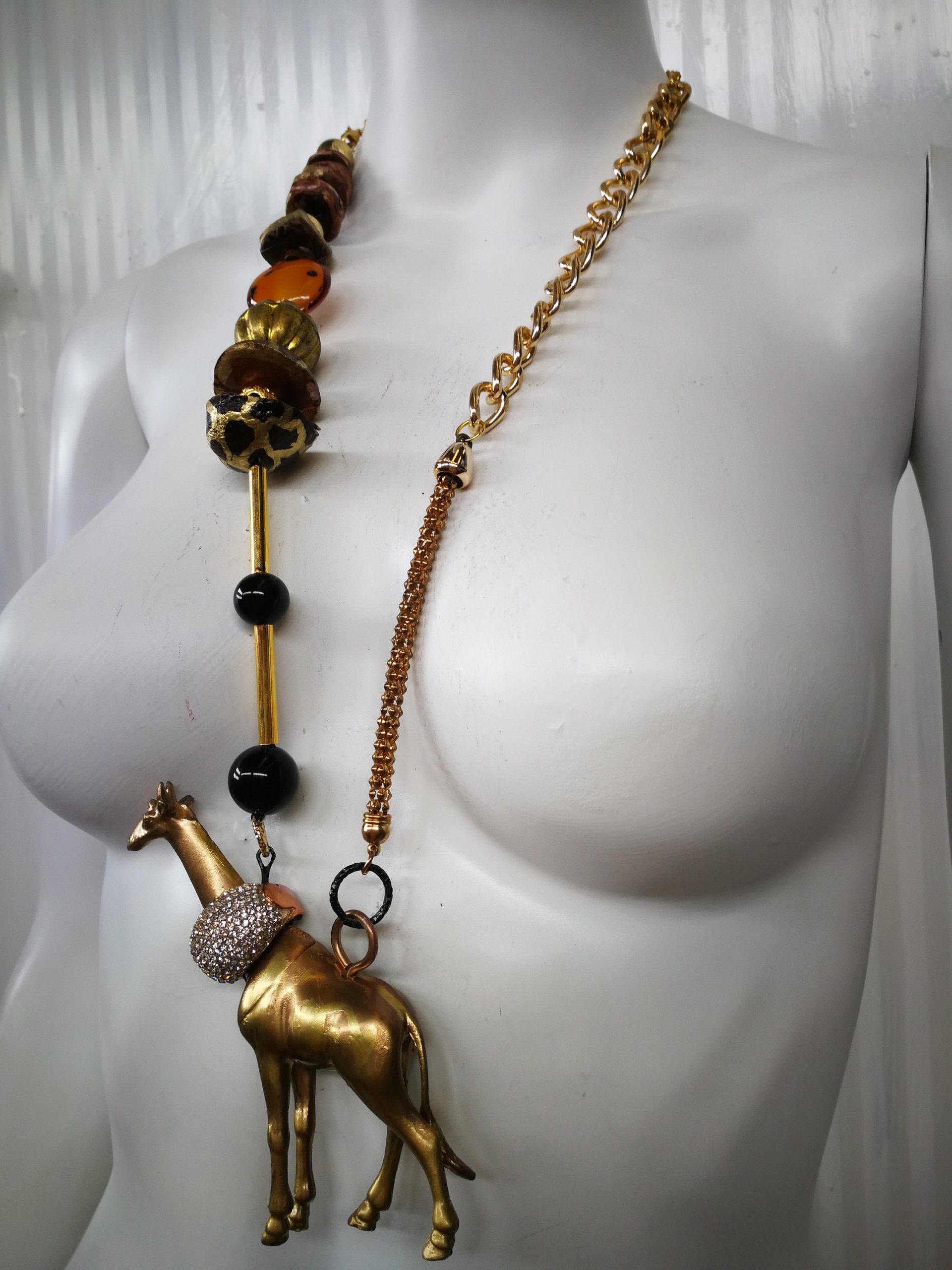 Designer Jewelry, Extravagant Pendant Animal, Giraffe Locket Statement Necklace Savana Wild Charm Beaded Chain