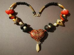 Sacred Heart, Burning Flame Ladies Jewel Chunky Natural Beaded Jewelry, Baroque Pendant Charm Collar
