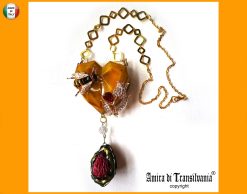Queen Bee Necklace Luxury Statement Gold Bumble Honey Insect Pendant Sculptural Jewelry Gemstone Charm