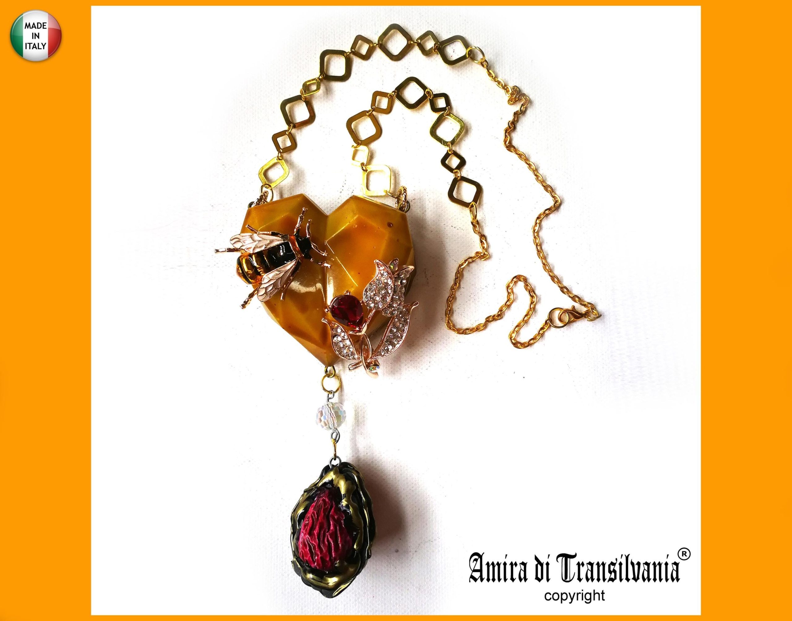 Queen Bee Necklace Luxury Statement Gold Bumble Honey Insect Pendant Sculptural Jewelry Gemstone Charm