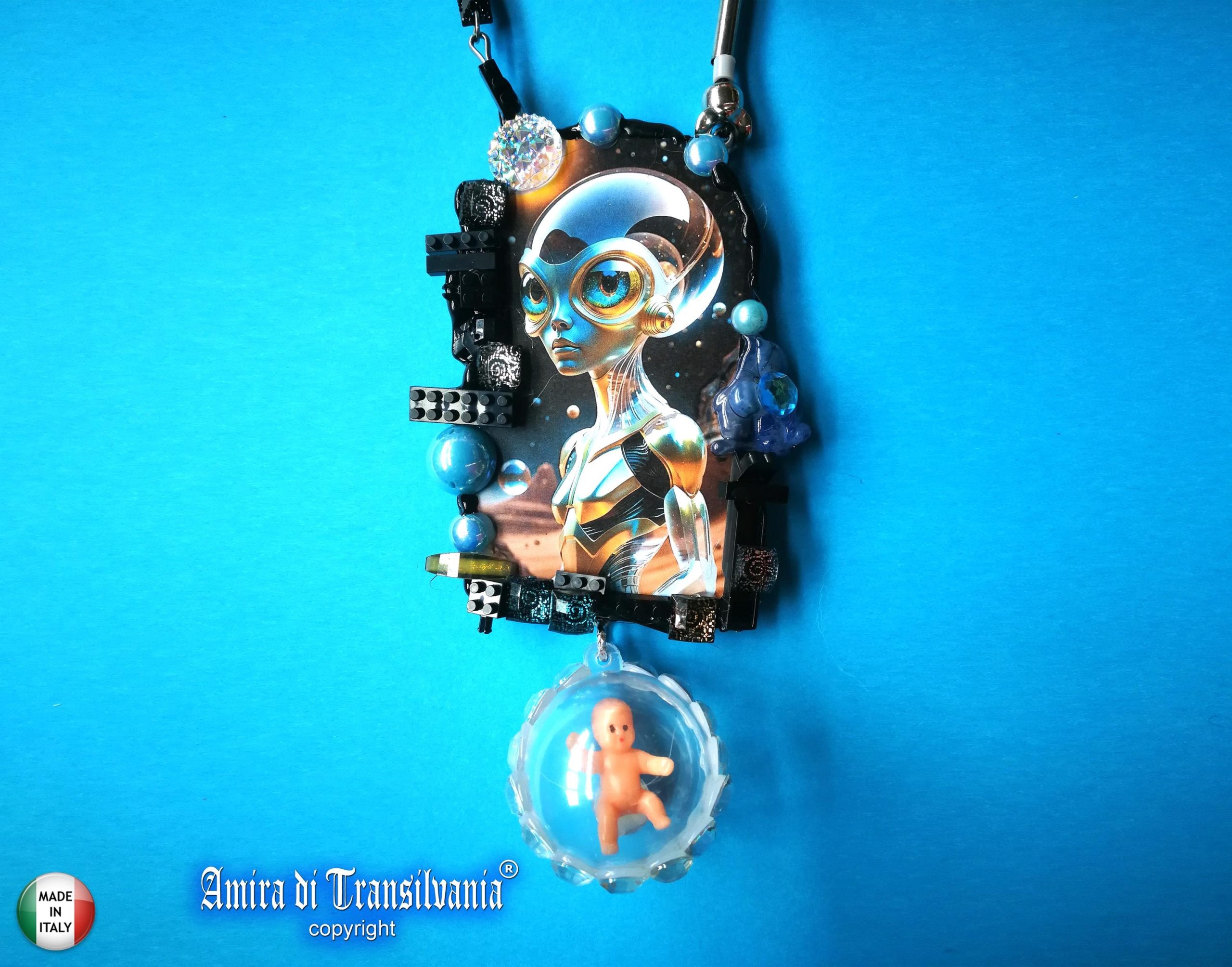 Futuristic Necklace Alien, Avant-garde UFO Jewelry, Area 51 Extraterrestrial E.T Designer Pendant Charm