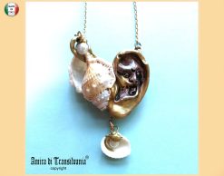 Shell Jewelry, Sea Glass Necklace Statement Pendant, Luxury Conch Charm Chain Collar Ear Pearl