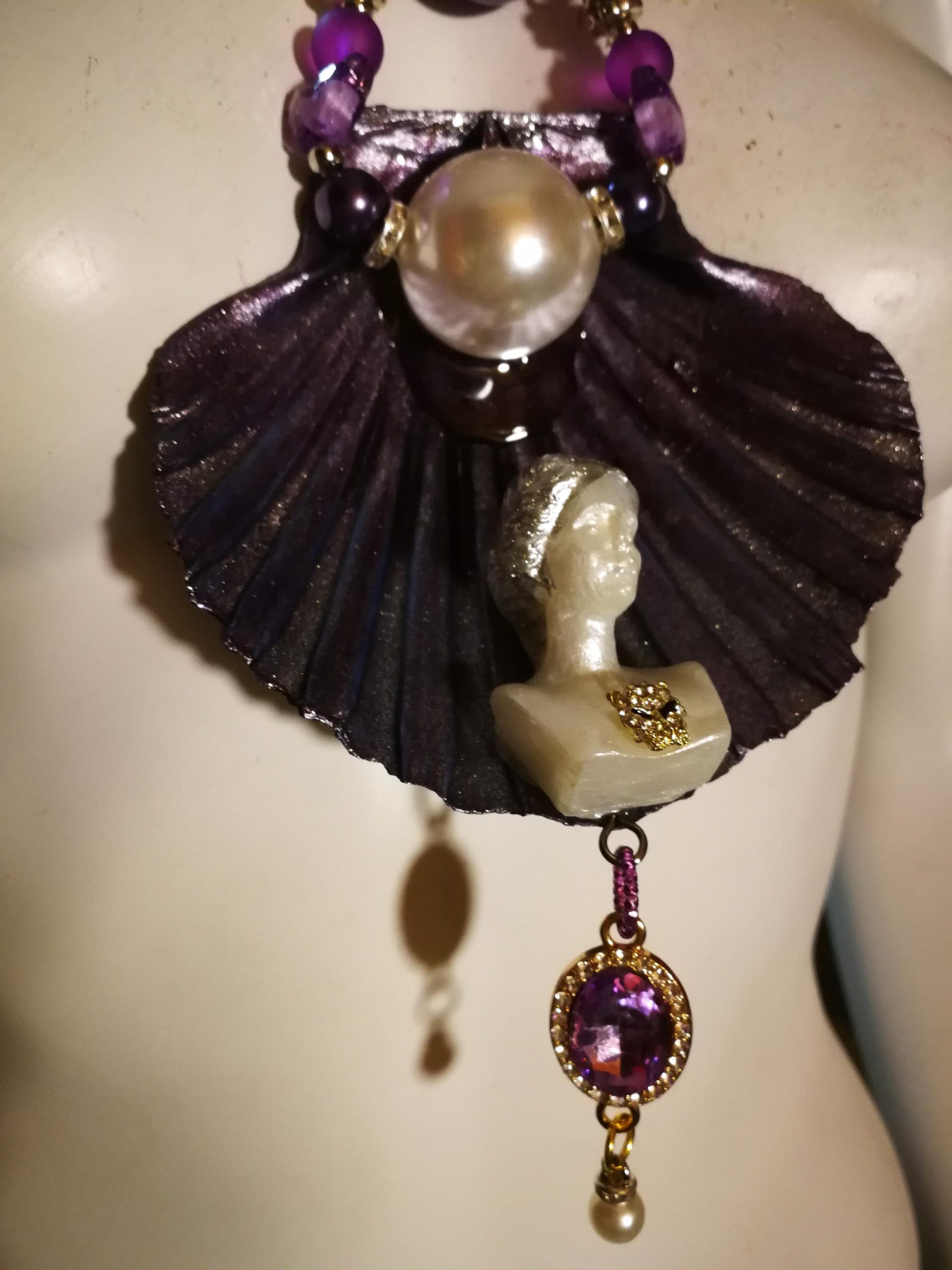 Shell Pendant Amethyst Statement Rhinestone Ball Accents Big Bold Chunky Necklaces Design Beaded Jewelry