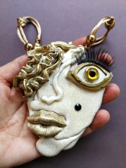 Happy Face Necklace, Brutalist Pendant Chunky Portrait, Minimalist Eye Lips Pop Jewelry Charm Head