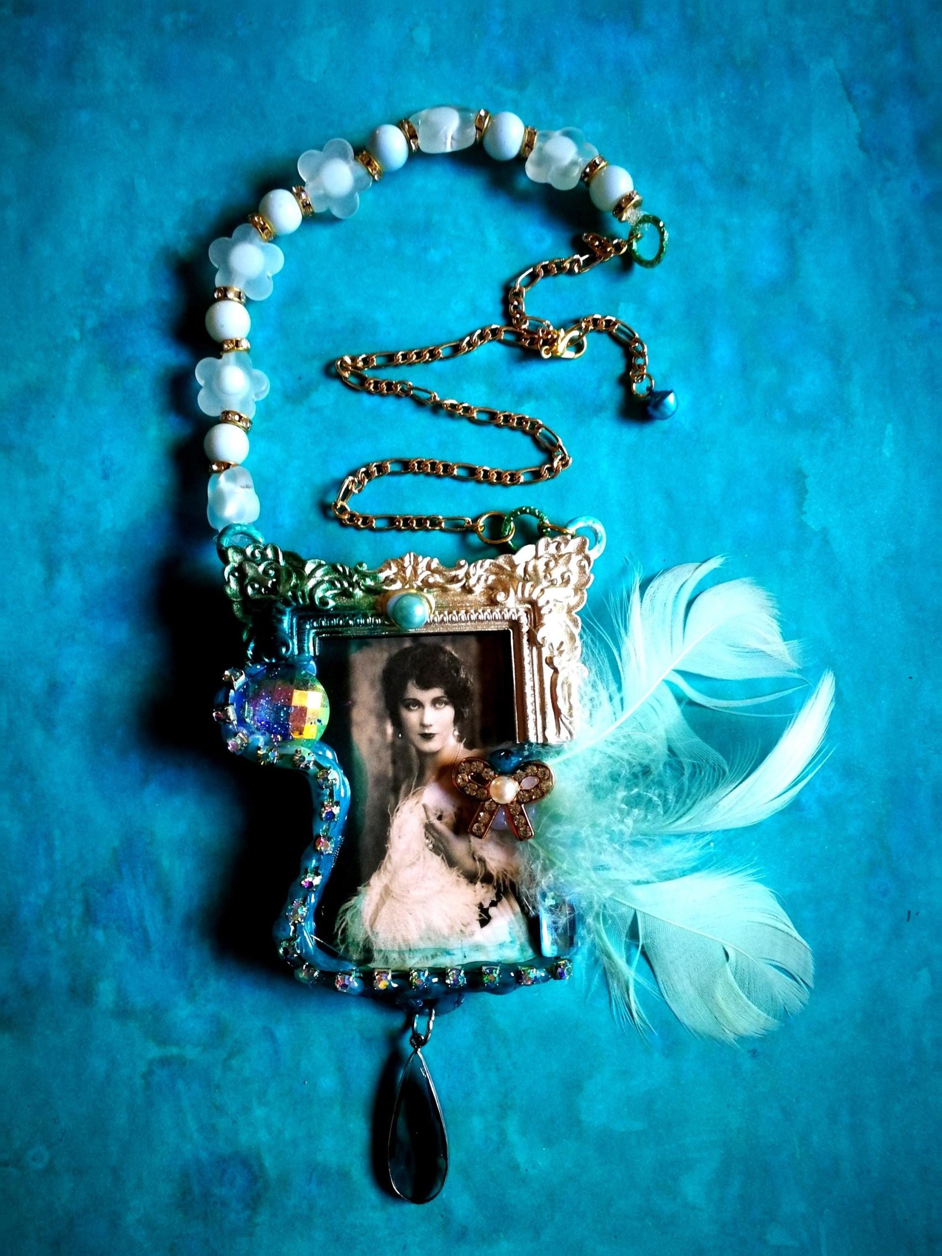 Belle Epoque Photo Charm Necklace, Feather Pendant, Art Deco Nouveau Jewelry