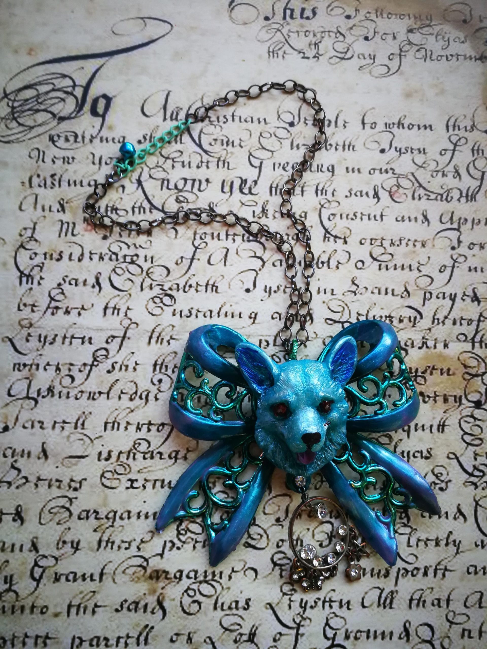 Designer Jewelry, Statement Necklace Nordic Animal Polar Bear, Extravagant Pendant Teddy Bear Flake Charm