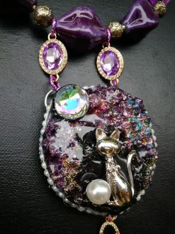 Rough Amethyst Statement Necklace Rhinestone Ball Accents Cat & Moon Chunky Pendant Design Beaded Jewelry