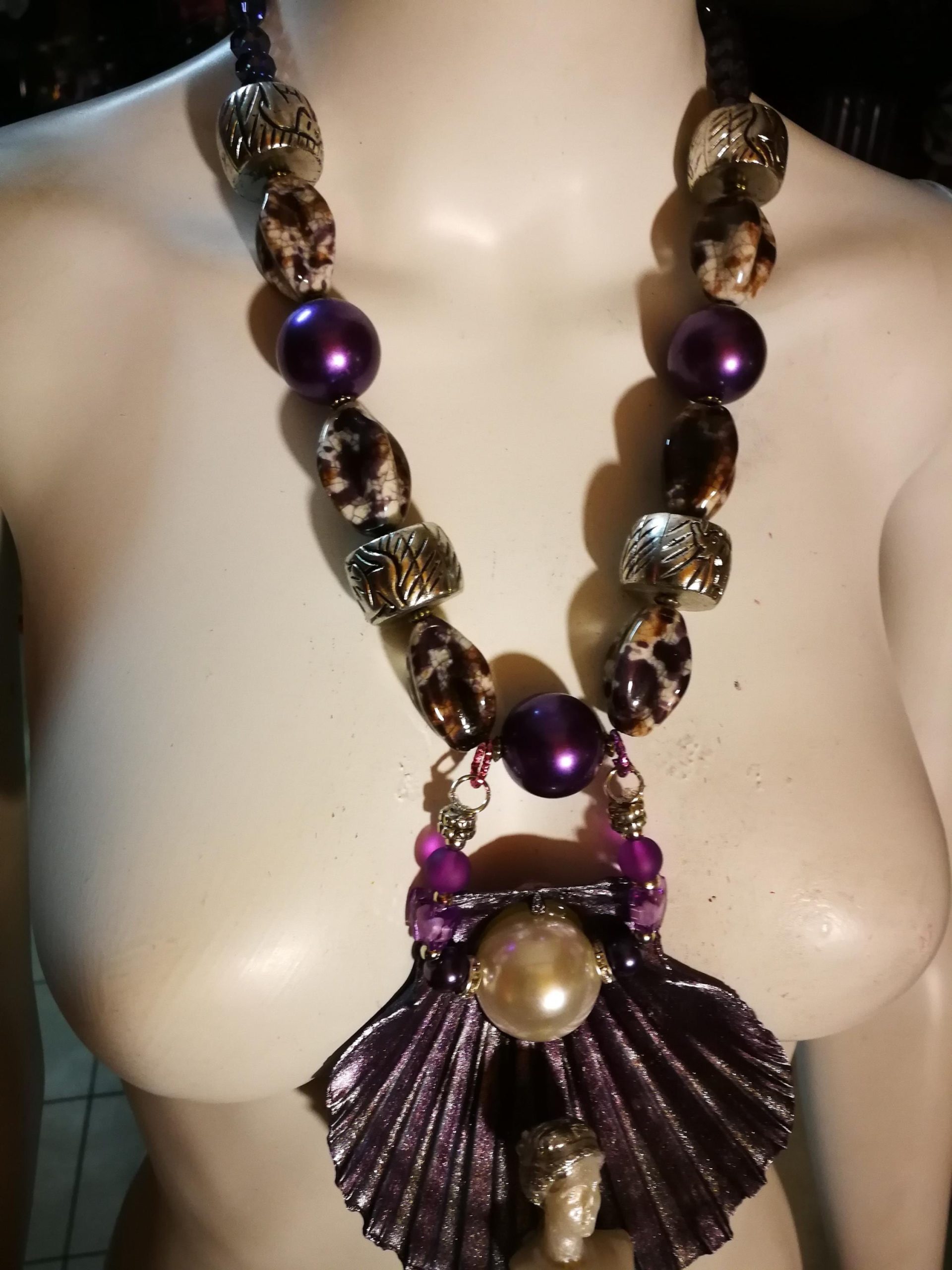 Shell Pendant Amethyst Statement Rhinestone Ball Accents Big Bold Chunky Necklaces Design Beaded Jewelry