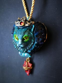 Cat Jewelry Necklace, 3D Sculptural Heart, Elegant Statement Stone Charm Animal Crown Maximalist Pendant