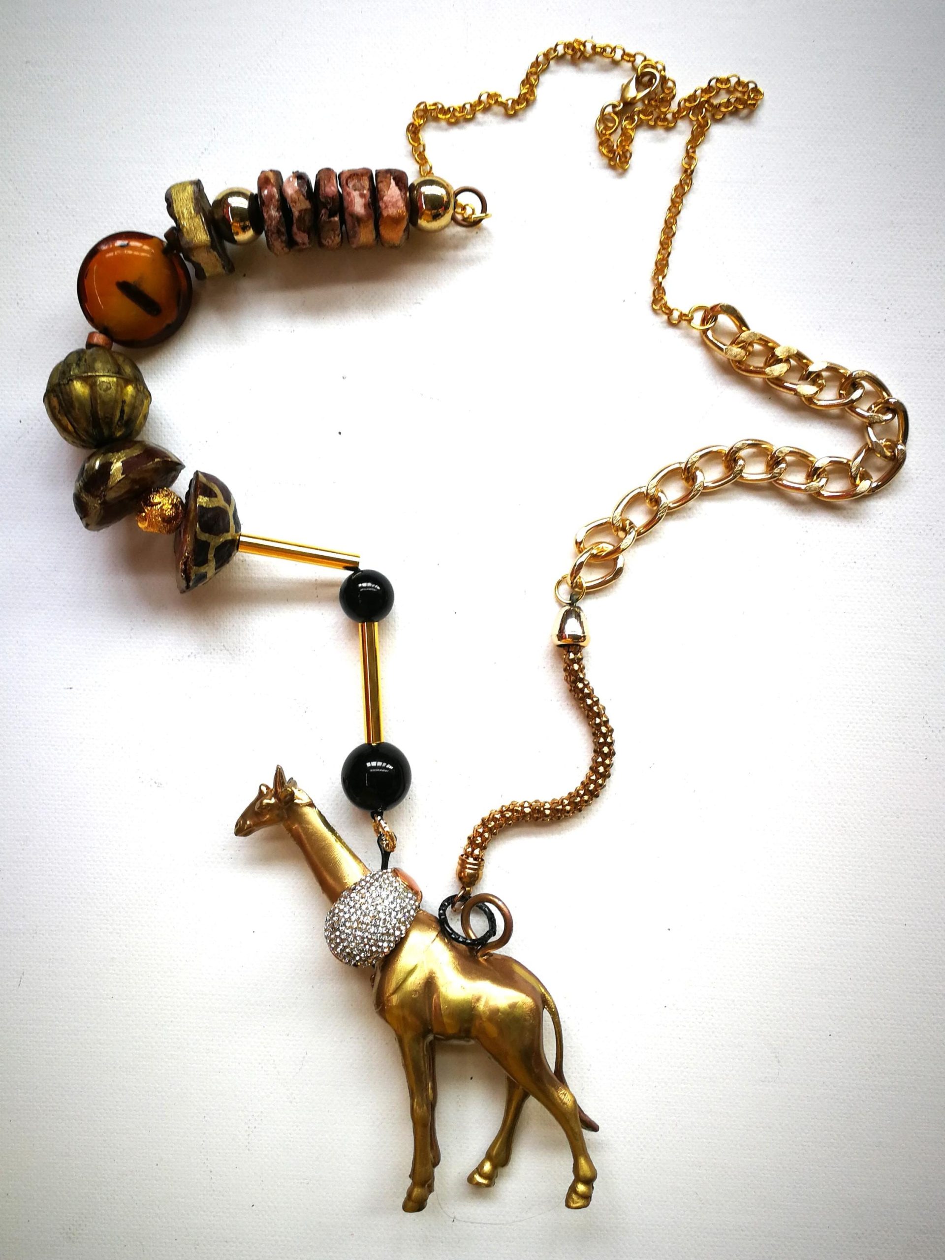 Designer Jewelry, Extravagant Pendant Animal, Giraffe Locket Statement Necklace Savana Wild Charm Beaded Chain