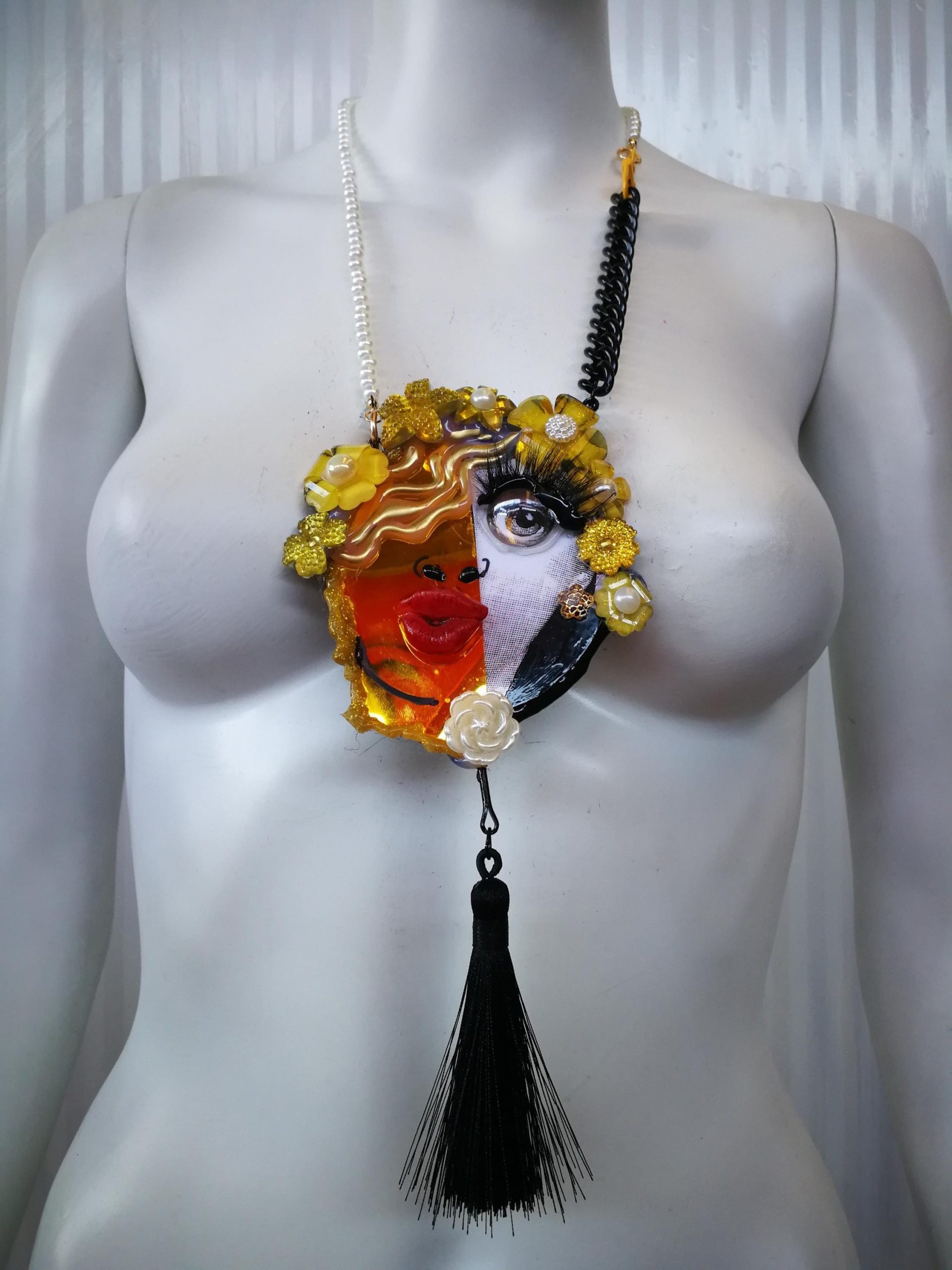 Happy Face Pendant, Brutalist Chunky Portrait, Mirror Eye Lips Pop Art Statement Jewelry Charm