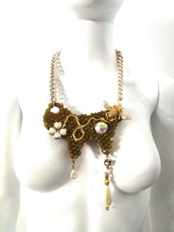 Queen Bee Necklace, Luxury Gold Honey Nest Pendant, Insect Statement Jewelry Charm Crystal Gold Chain