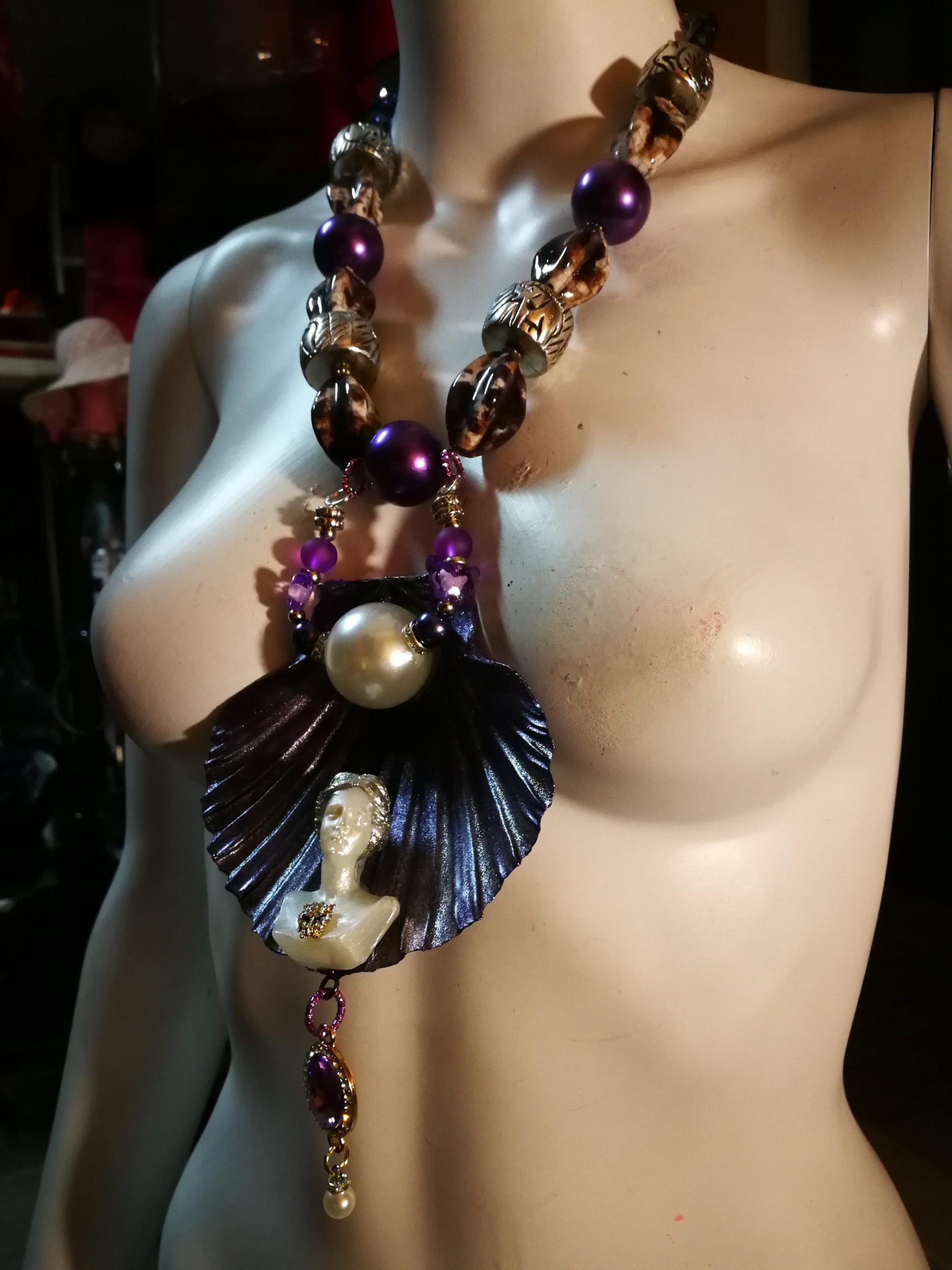 Shell Pendant Amethyst Statement Rhinestone Ball Accents Big Bold Chunky Necklaces Design Beaded Jewelry