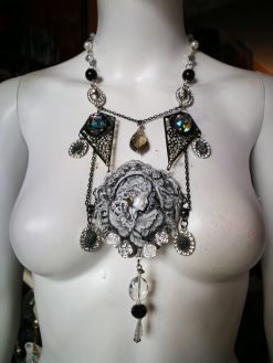 Baroque Luxury Jewelry Rococo Necklace Pendant Filigree Jewel Antique Cameo Bib - Image 18