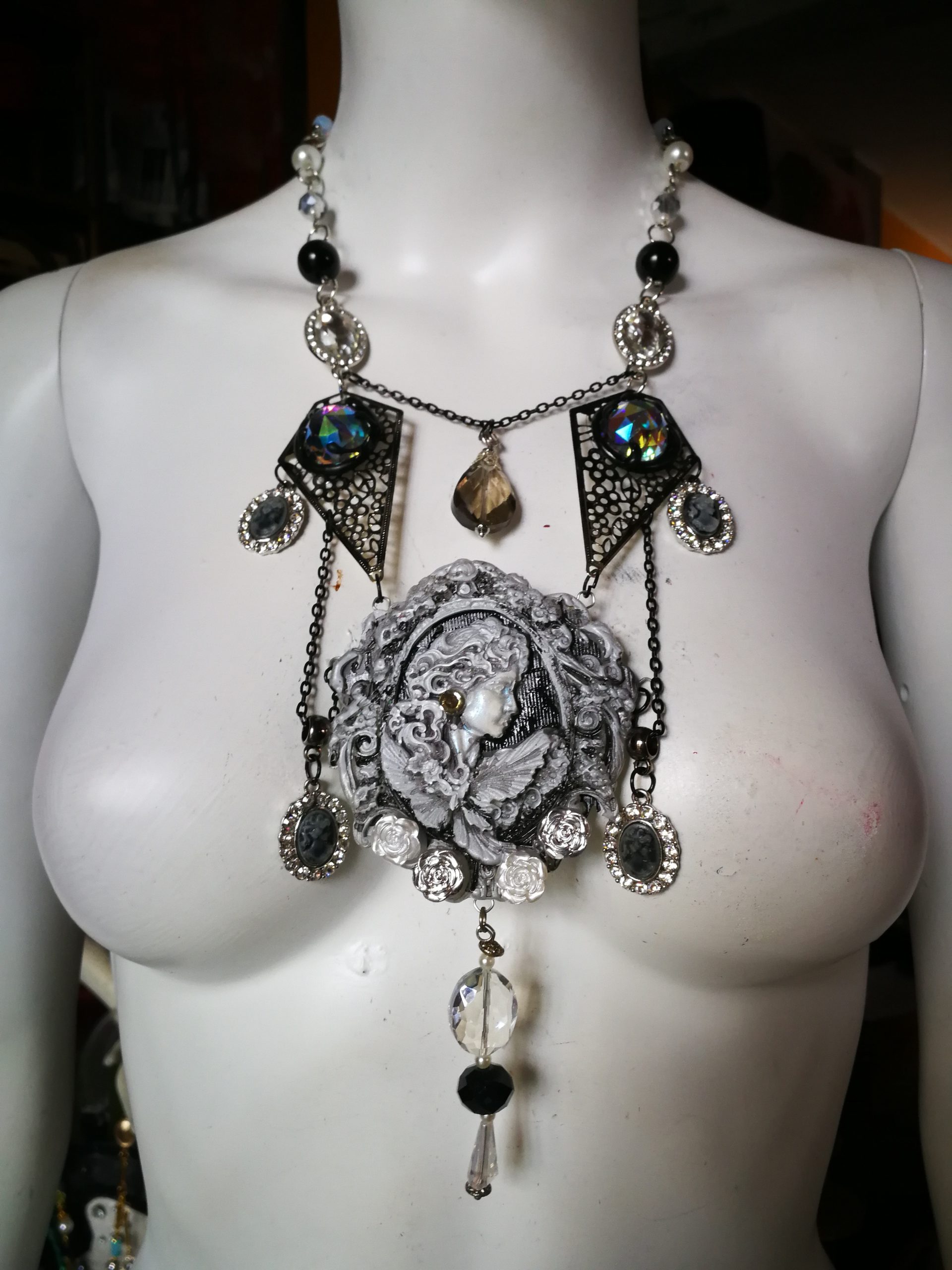 Baroque Luxury Jewelry Rococo Necklace Pendant Filigree Jewel Antique Cameo Bib - Image 18