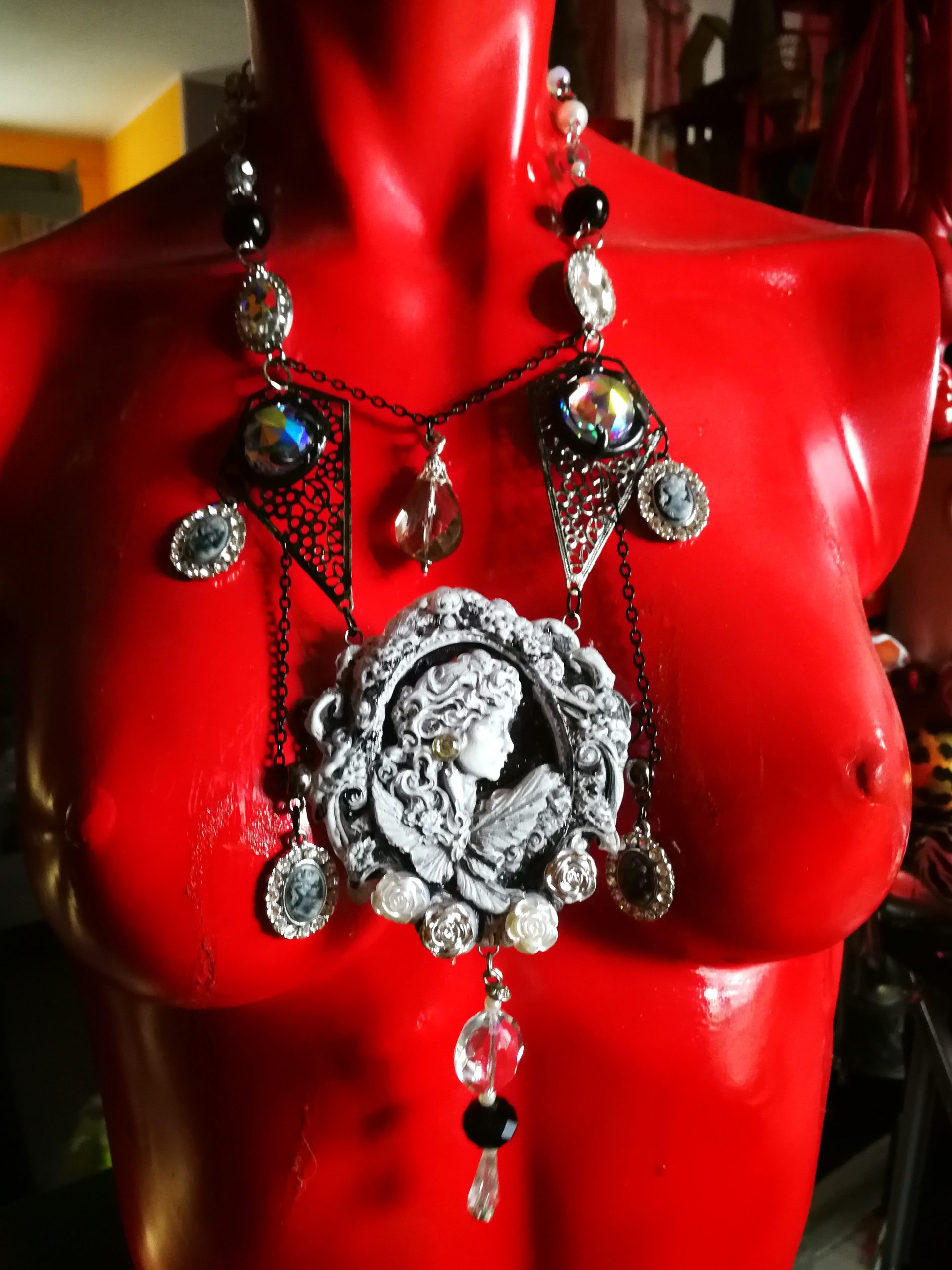 Baroque Luxury Jewelry Rococo Necklace Pendant Filigree Jewel Antique Cameo Bib - Image 23