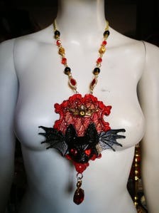 Bat Vampire Necklace Transylvania Jewelry Dracula Castle Baroque Gothic Luxury Pendant Aristocratic Blason