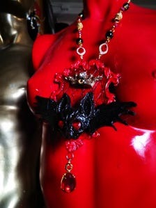 Bat Vampire Necklace Transylvania Jewelry Dracula Castle Baroque Gothic Luxury Pendant Aristocratic Blason