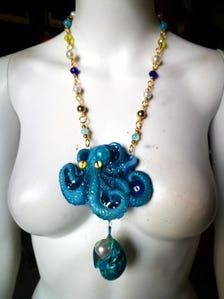 Octopus Necklace Fine Jewelry Statement Shell Pendant Sculpture Carving Couture Jewel Crystals & Gemstone Beads